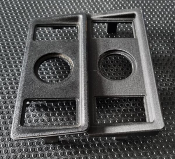 Socket przyciskow, zapalniczki M5 E34 replika reverse-engineering